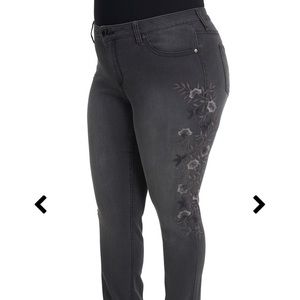 Seven7 women’s skinny jeans